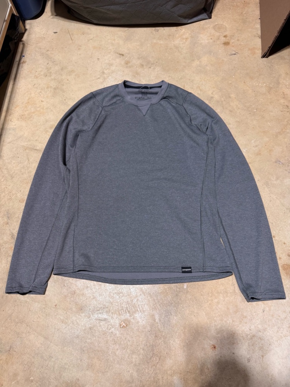 Patagonia Shirt Mens Small Gray Capilene Midweight Baselayer Crew Long Sleeve